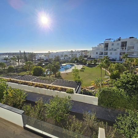 Nice 2 Bedroom Bali Apartment With Sea Views Τορεβιέχα Εξωτερικό φωτογραφία
