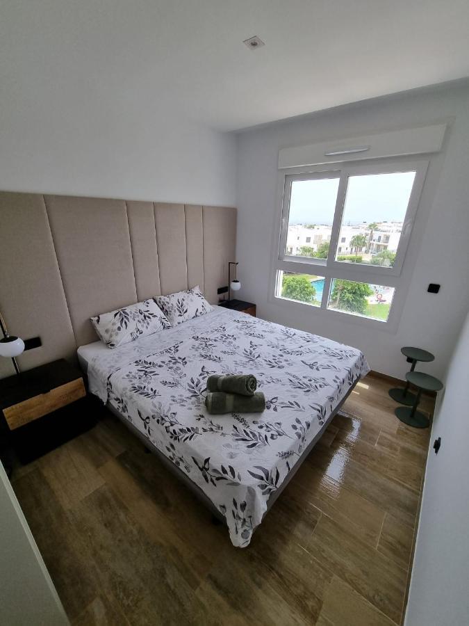 Nice 2 Bedroom Bali Apartment With Sea Views Τορεβιέχα Εξωτερικό φωτογραφία