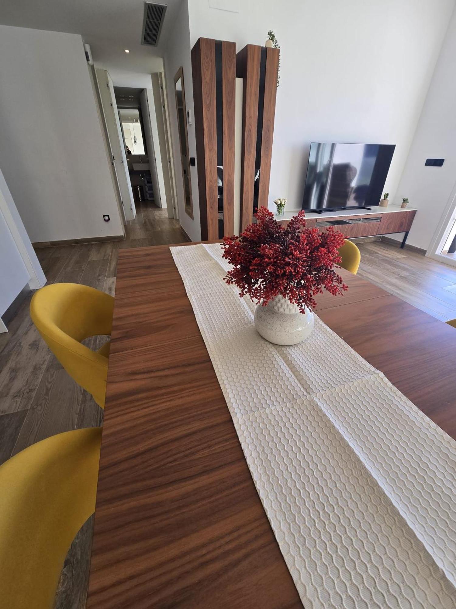 Nice 2 Bedroom Bali Apartment With Sea Views Τορεβιέχα Εξωτερικό φωτογραφία