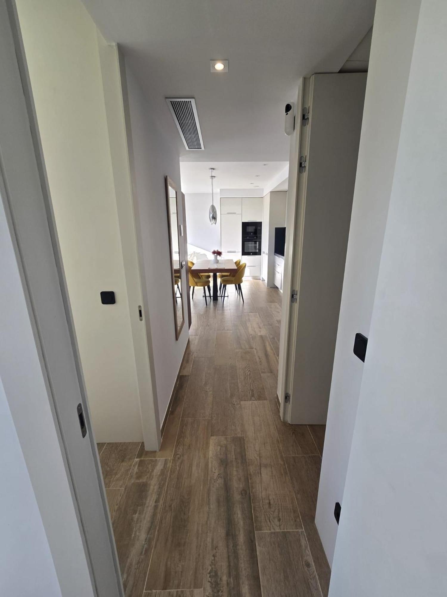 Nice 2 Bedroom Bali Apartment With Sea Views Τορεβιέχα Εξωτερικό φωτογραφία